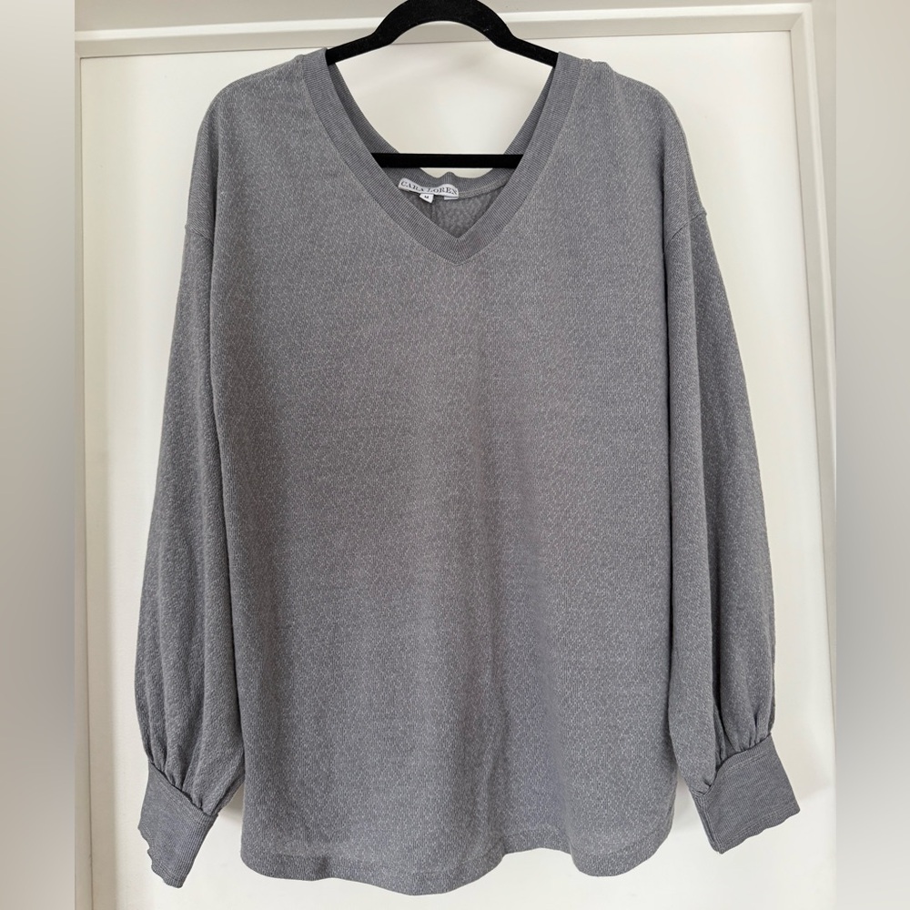 Cara Loren Soft Gray V-Neck Oversized Top